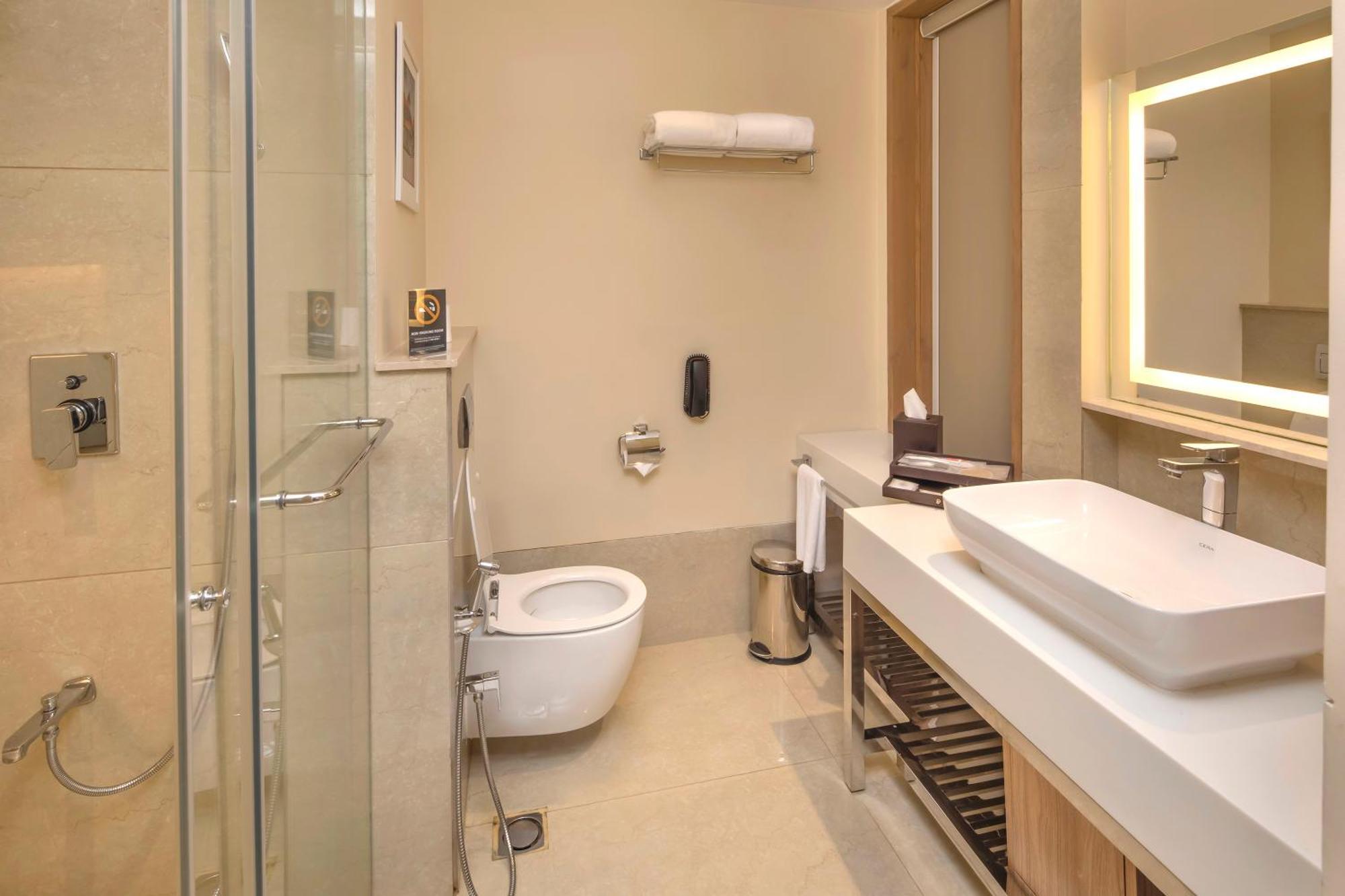 O By Tamara, Trivandrum Thiruvananthapuram Exterior photo Bathroom